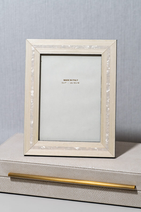 Blonde Photograph Frame